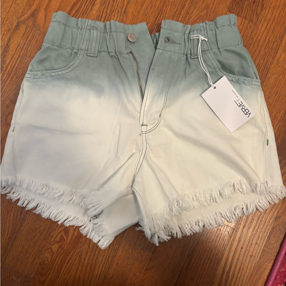 New with tags denim shorts
